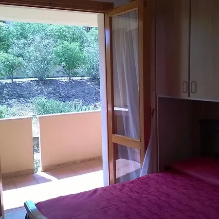 Appartamento Residence Isola Rossa *